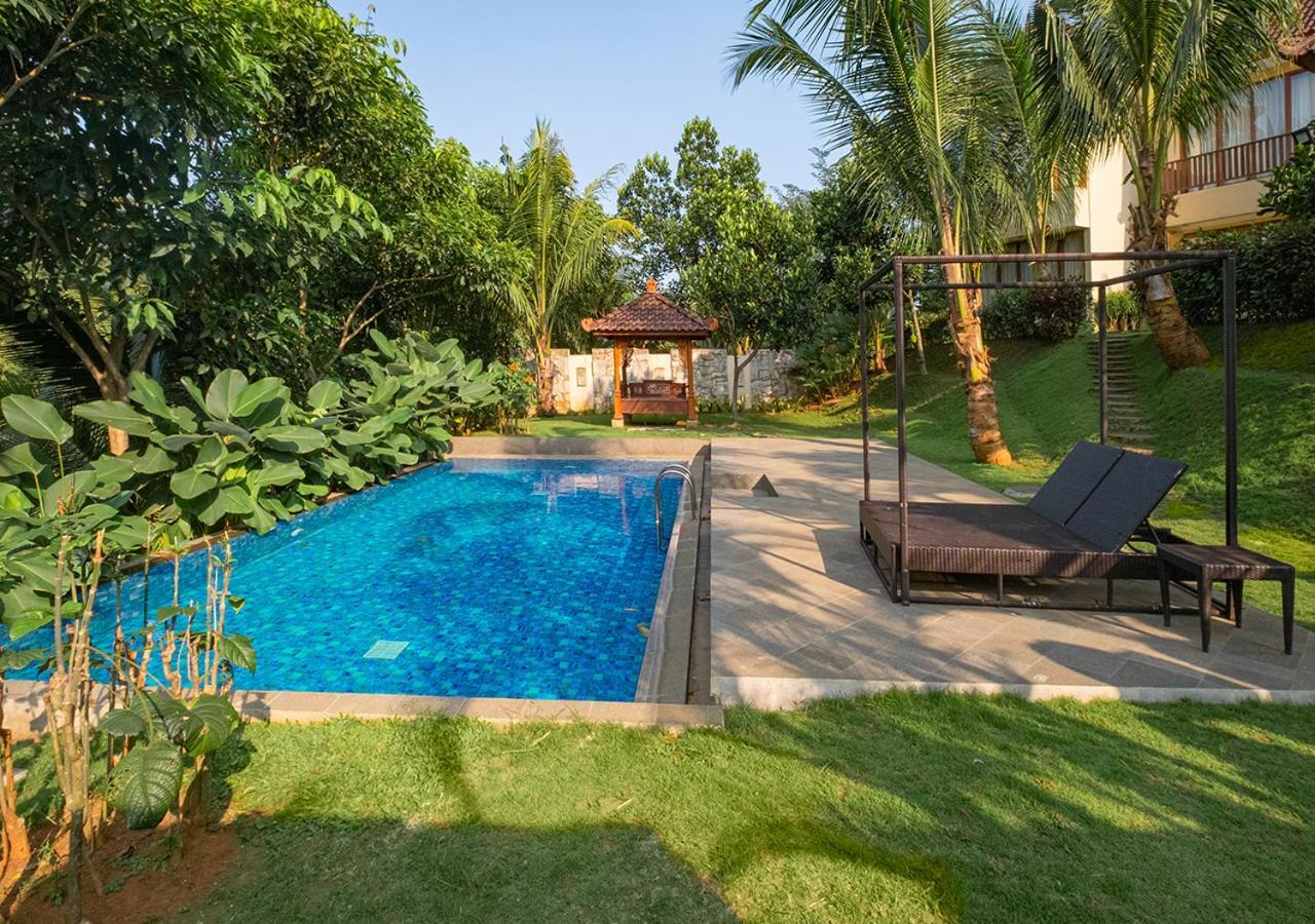 Resort Shanaya 4*